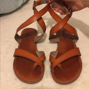 American Eagle 🦅 Ankle Strap Sandals